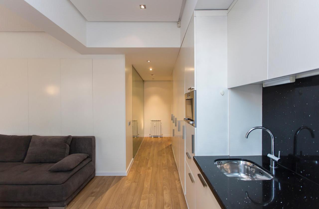 Modern Apartment In The City Center صوفيا المظهر الخارجي الصورة